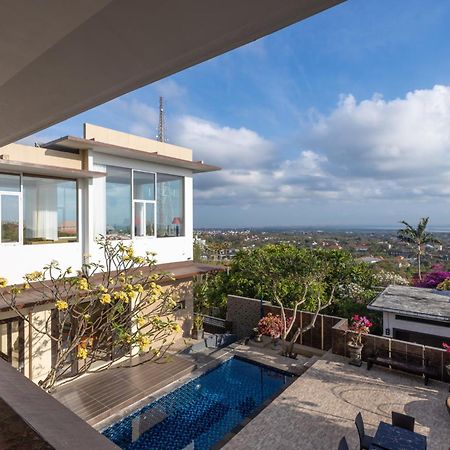 Villa Mayasari 6 Bed Rooms ヌサドゥア エクステリア 写真