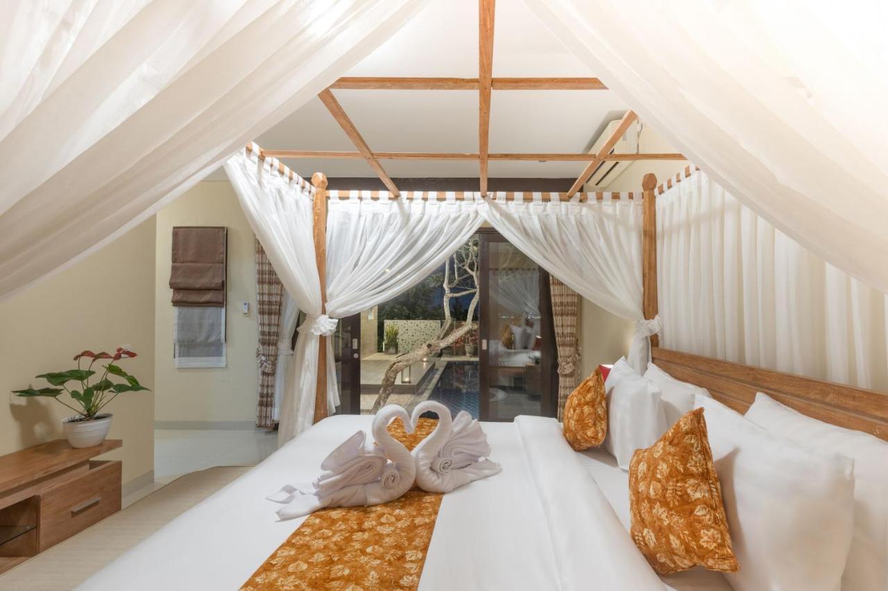 Villa Mayasari 6 Bed Rooms ヌサドゥア エクステリア 写真